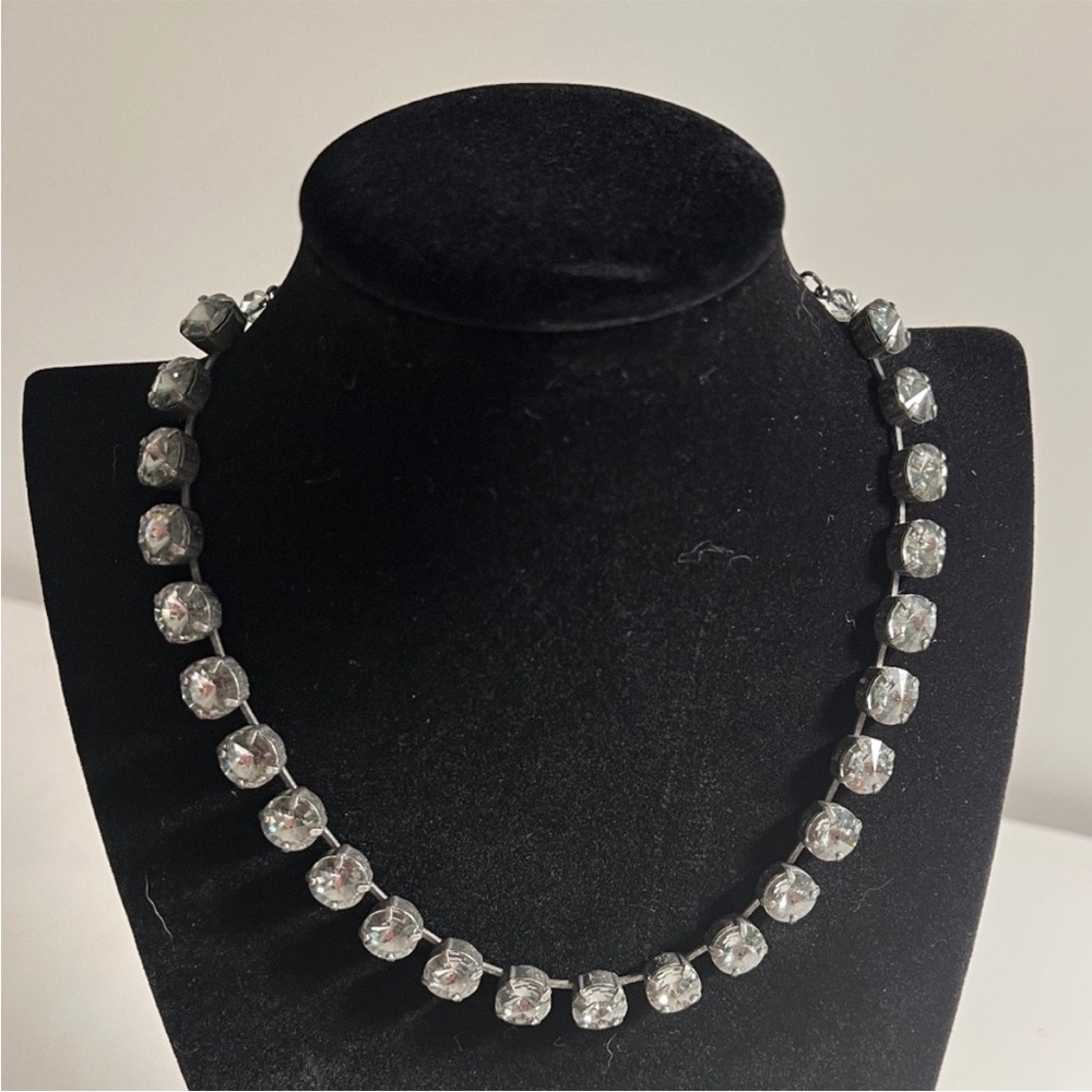 Sabika Grey Manhattan Choker